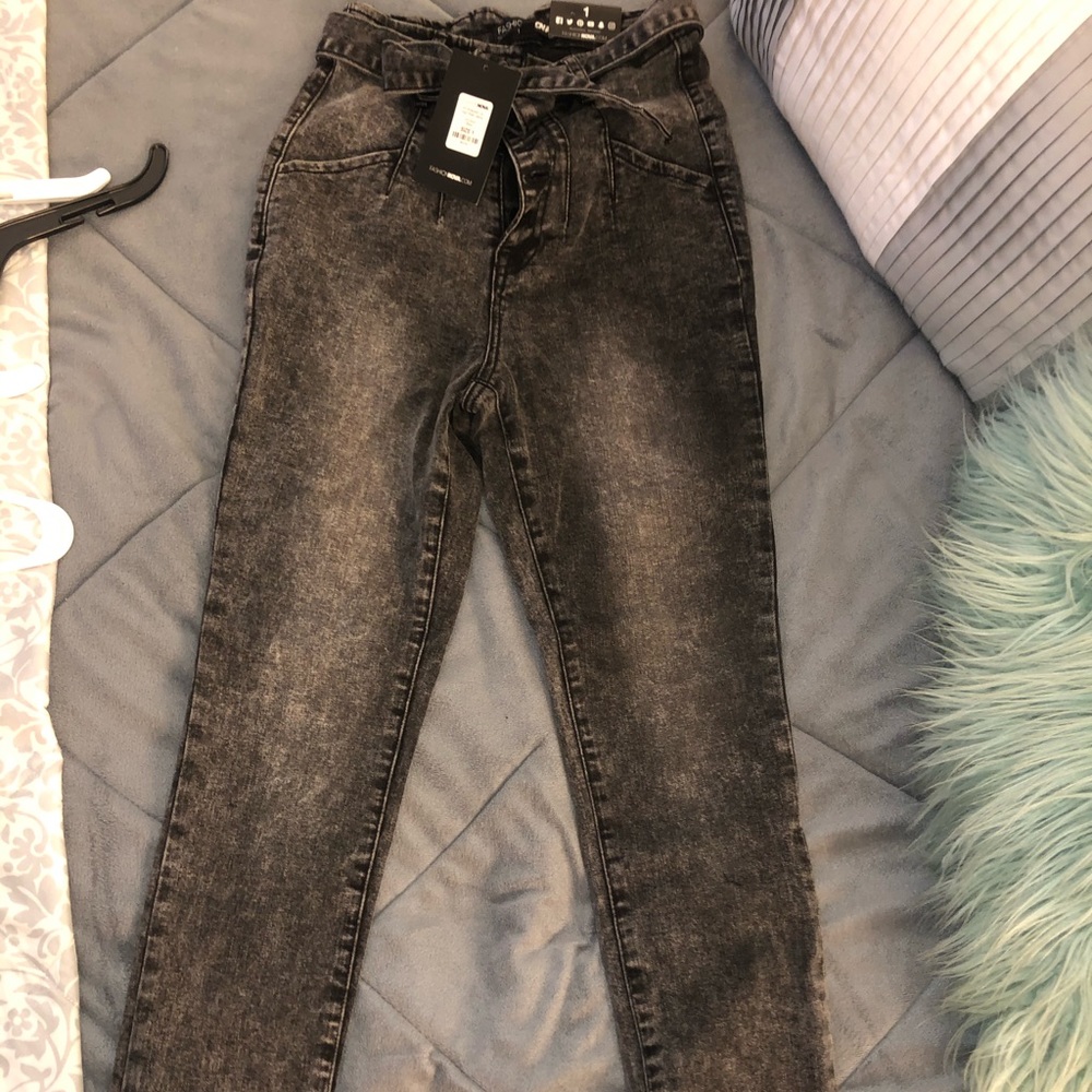 All wrapped up high rise jeans- black